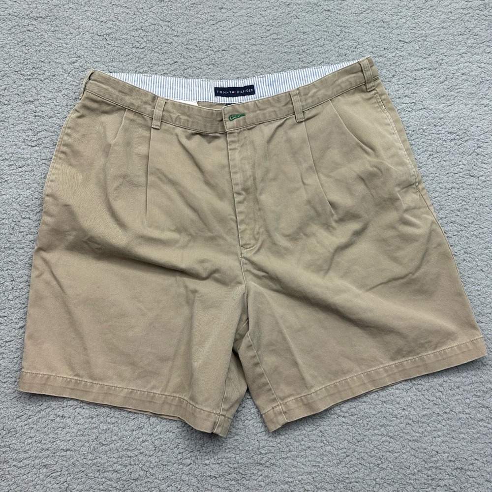 Tommy Hilfiger Vintage Mens Size 40 Style 1636 Pleated Khaki Shorts